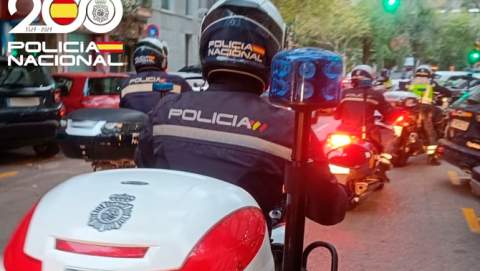 La Policía Nacional detiene un varón por sustraer gasolina de un tráiler