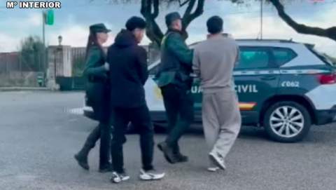 La Guardia Civil de Llucmajor detiene a  tres jóvenes por el robo de una furgoneta  y el posterior accidente con fuga que  protagonizaron