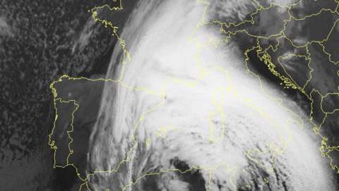 Canvi de temps a Balears: vent fort, baixada de temperatures i pluges intenses