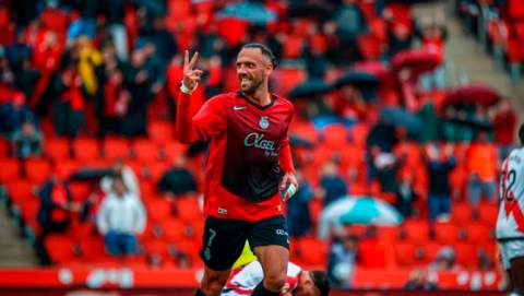 Muriqi lidera una victoria incontestable ante el Rayo Vallecano (3-0)