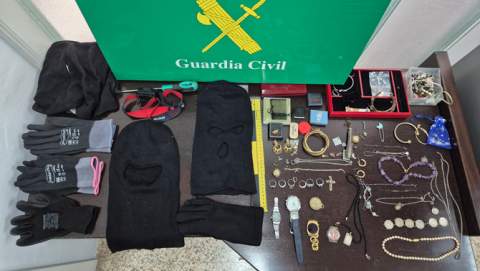 Detenidos cuatro miembros de una banda  criminal por una oleada de robos en viviendas de  Mallorca