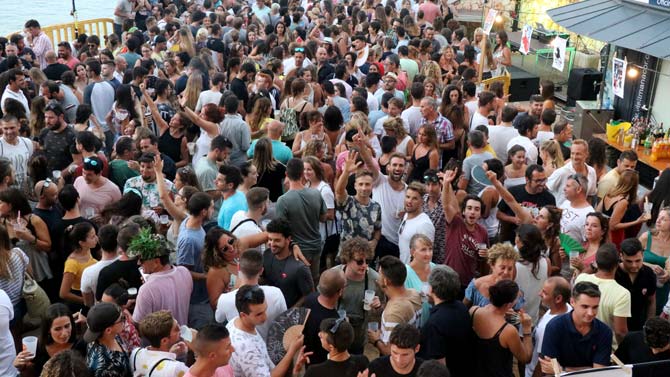 L'Ajuntament de Manacor i Amics s'Illoters cancel·len el Tardeo 2026