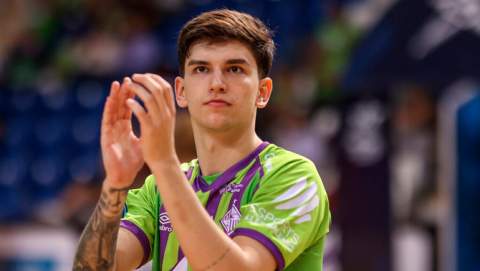 Thierry seguirá cedido en el Noia Portus Apostoli una temporada más