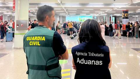 Incautadas 1.940 cajetillas de tabaco de contrabando en el Aeropuerto de Palma