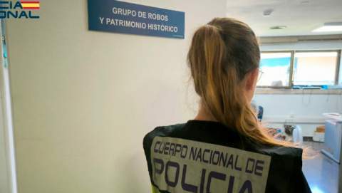 La Policía Nacional detiene a cuatro personas por varios robos y uso de tarjetas sustraídas
