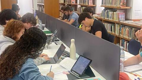La Xarxa de Biblioteques Municipals assoleix els 17.900 usuaris i bat rècords històrics d'assistència a les sales d'estudi