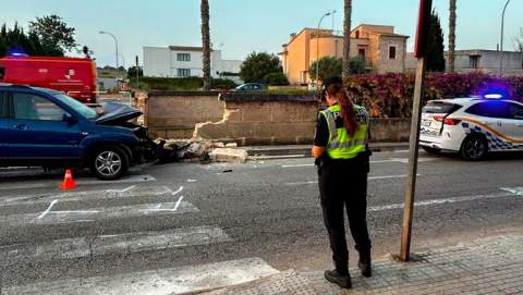 La Policia Local de Manacor explica les causes de l'accident de la Ronda des Port: el conductor anava begut i sense permís vigent