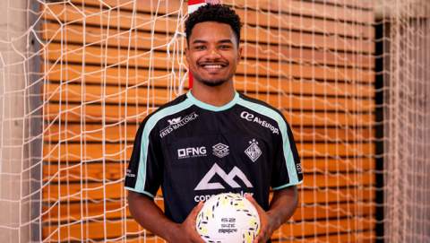 Viktor Baptista realizará la pretemporada con el primer equipo y reforzará al filial