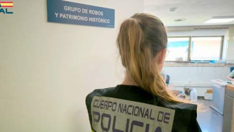 La Policía Nacional detiene a un varón por robar en seis establecimientos y por atracar un salón de juegos