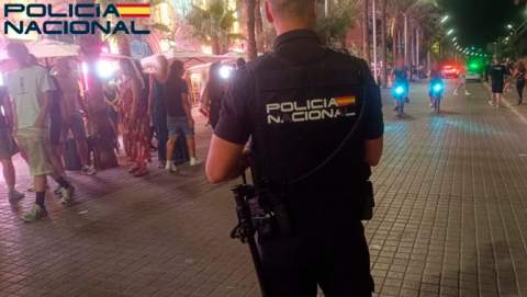 La Policía Nacional desarticula un grupo criminal por acometer a personas que intentaban impedir robos a turistas