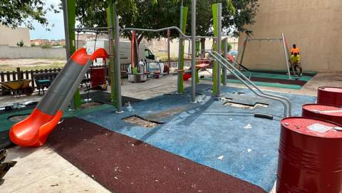 Sant Llorenç inicia la reforma integral del parc infantil del carrer València