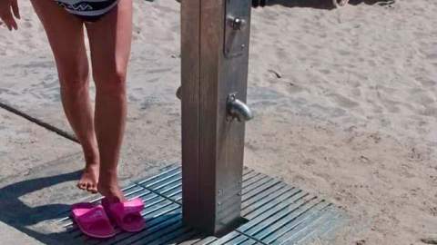 Sant Llorenç licita per 155.546 euros la substitució d’aigua potable per aigua marina a les dutxes i rentapeus de Cala Millor